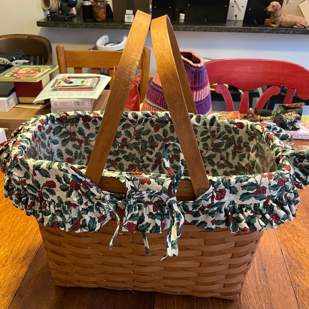 Longaberger 2 Handle Medium Market Basket & Two Liners- 1993